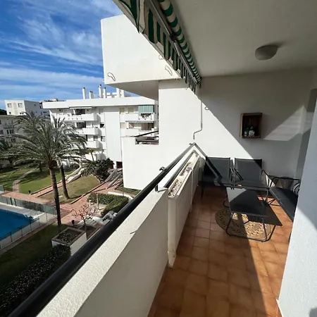 Apartamento En La Carihuela *